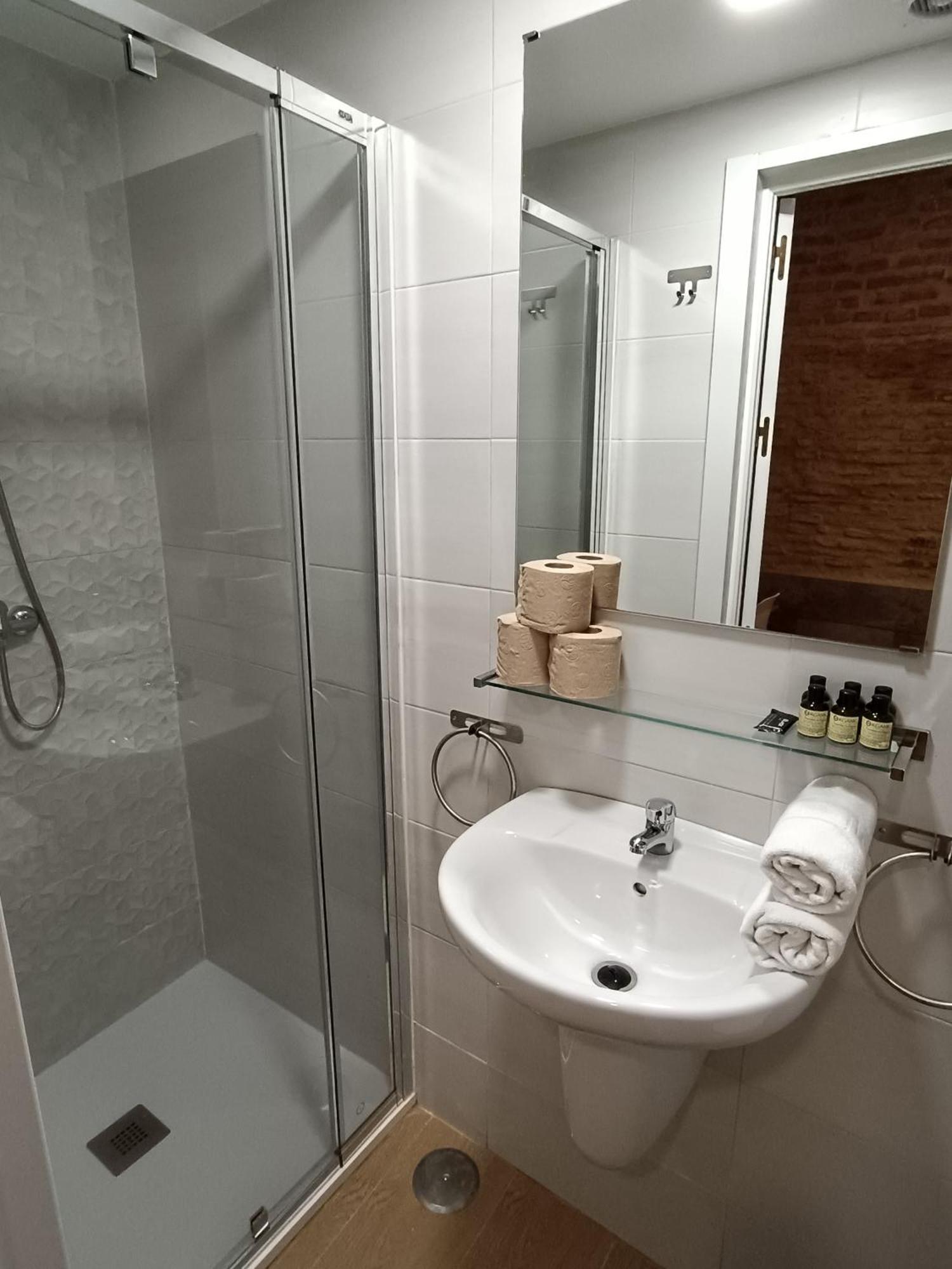 Almona Puente De Barcas - Kainga Homes Севилья Экстерьер фото